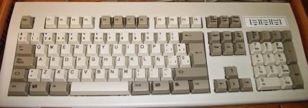 Chicony KB-5916 AT & PS/2 Spanish Keyboard (Beige)